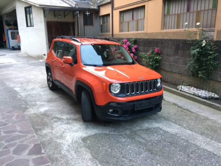 Vendo jeep renegade arancio