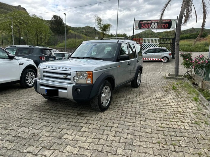 "LAND ROVER DISCOVERY 3 2.7 TDV6 SE"