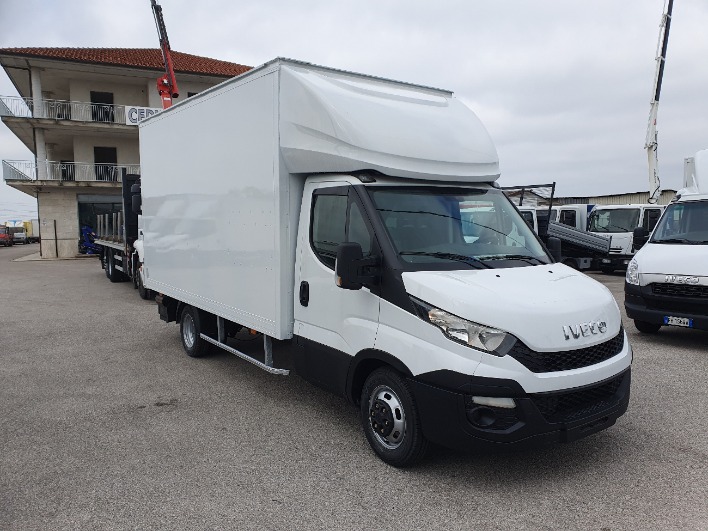 "IVECO DAILY 35 C 15"