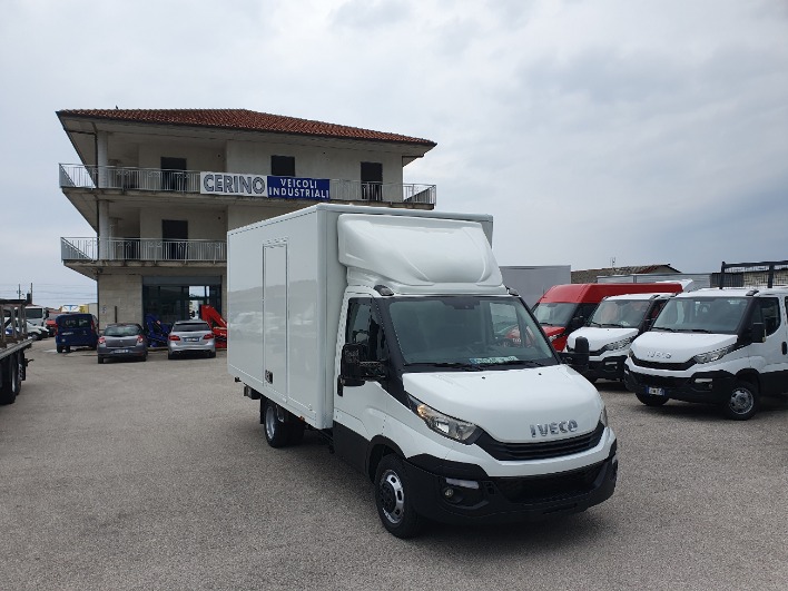 "IVECO DAILY 35 C 15"