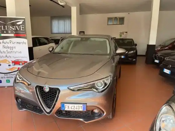 "Alfa Romeo Stelvio Stelvio 2.2 t Business rwd 190cv auto my19"