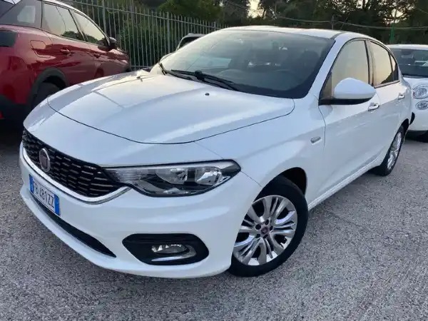 "Fiat Tipo 4p 1.4 Opening Edition 95cv"