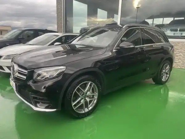 "Mercedes-Benz GLC 220 d Premium 4matic auto"
