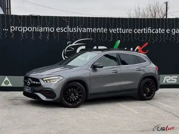 "Mercedes-Benz GLA 200 d Premium EDITION ONE TETTO PACK LUCI"