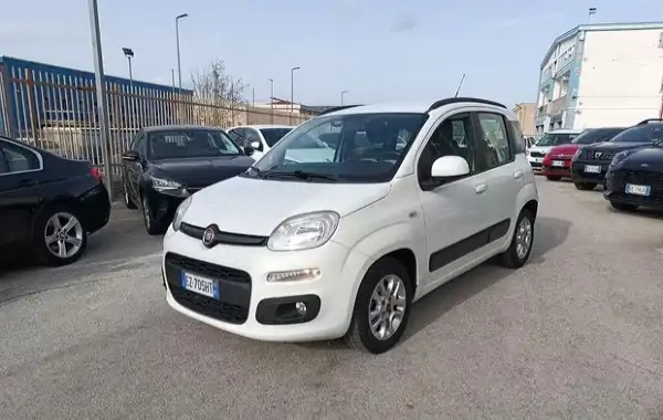 "FIAT Panda 1.3 MJT S&S Lounge"