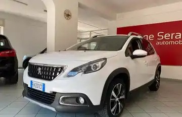 "Peugeot 2008 BlueHDi 120 S&S Allure"