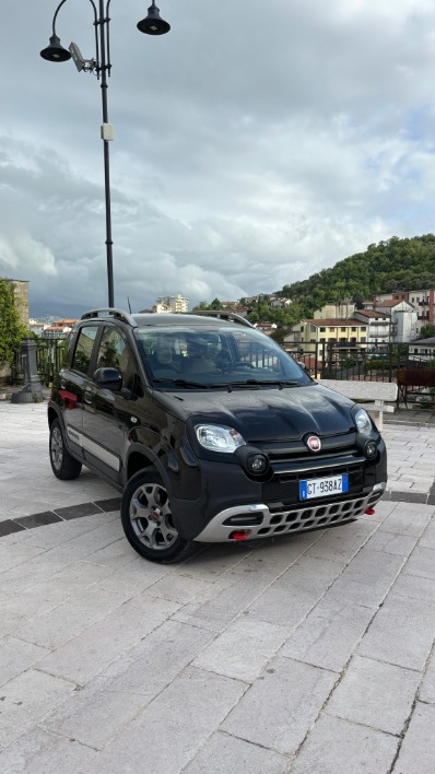 "fiat new panda cross 4x4"