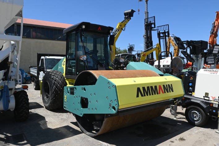 "RULLO COMPATTATORE AMMANM"