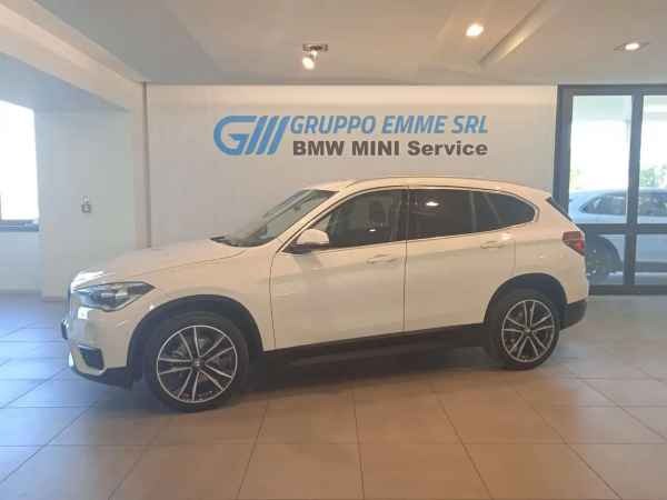 "BMW X1 X1 sdrive18d Sport auto my18"