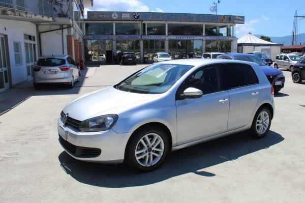 "Volkswagen Golf 5p 1.6 tdi Highline dsg Garanzia vw"