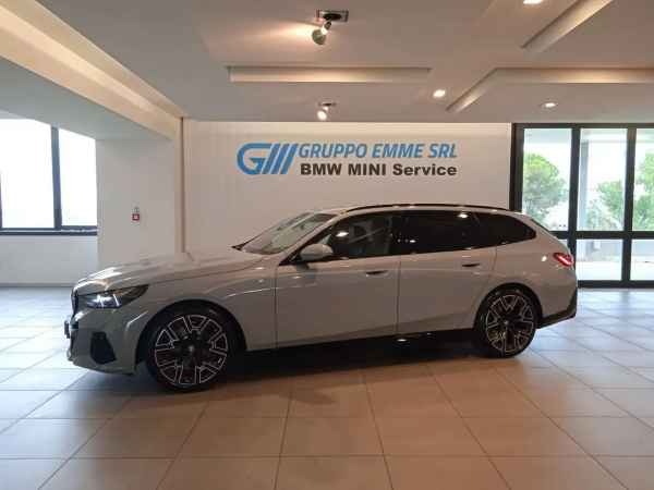 "BMW 520 520d Touring M SPORT PRO"