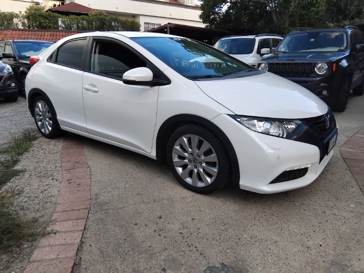 "Honda Civic 5DR 1.6 I-DTEC 120 CV Lifestyle hdd Anno 2013"