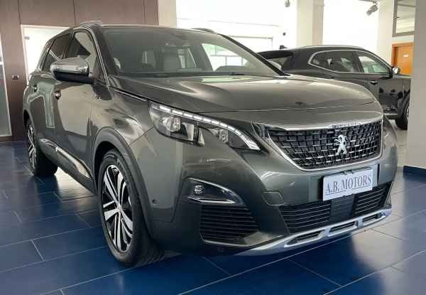 "Peugeot 5008 5008 2.0 bluehdi GT 180cv"