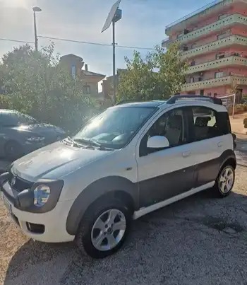 "Fiat Panda Fiat panda cross 1.3m-jet"