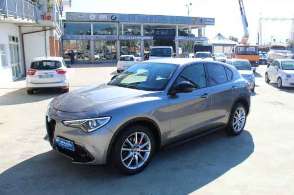 "Alfa Romeo Stelvio 2.2 t Super Q4 180cv auto"