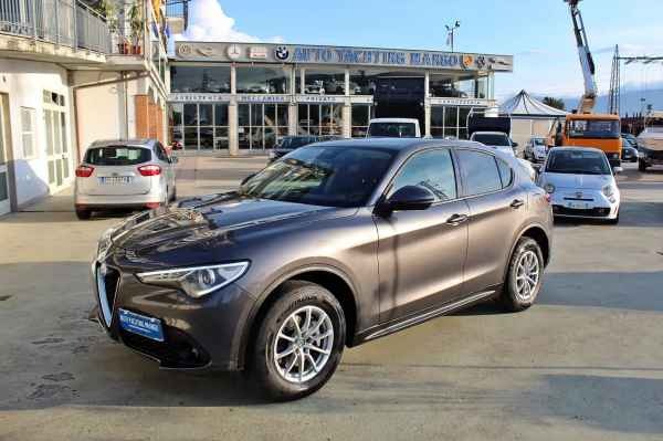 "Alfa Romeo Stelvio 2.2 t Executive Q4 190cv auto my19"