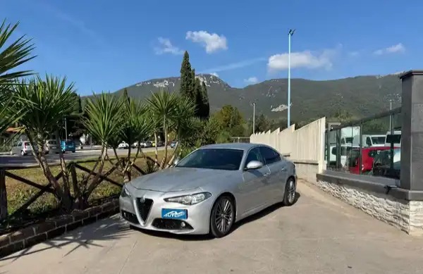 "ALFA ROMEO - Giulia - 2.2 TD 180 CV AT8 Busin. Sp"