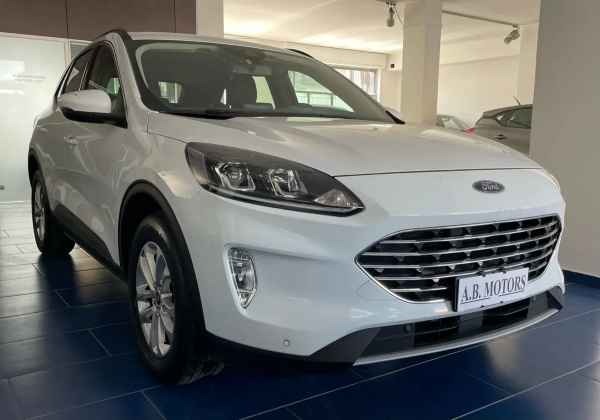 "Ford Kuga Kuga 1.5 ecoblue Titanium Business 2wd 120cv auto"