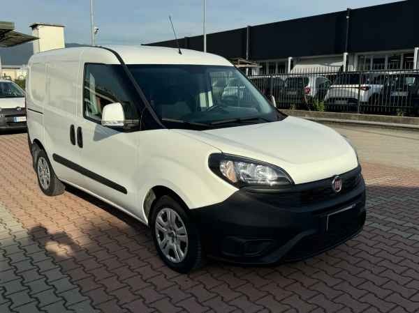 "Fiat Doblo 1.6 MJT 105cv PC-TN 3 POSTI CARGO LAMIERATO SX"