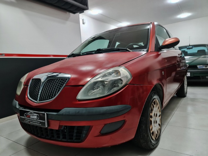 "Lancia ypsilon 1.3 mjet Ok neopatentati"