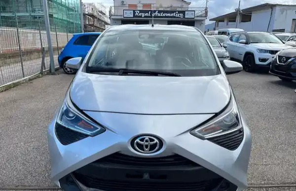 "TOYOTA Aygo Connect 1.0 VVT-i 72 CV 5p. x-cite"