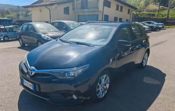 "Toyota Auris 1.6 112cv - 2017"