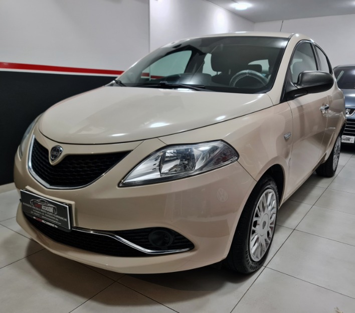 "Lancia Ypsilon 1.3mjet2 Euro 6d soli 67900km"