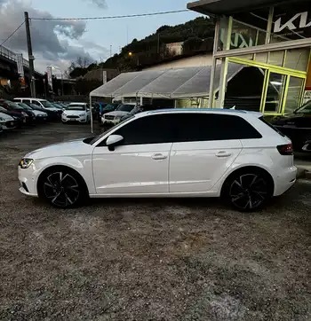 "AUDI A3 SPORTBACK 1.6 TDI 116cv RESTYLING"