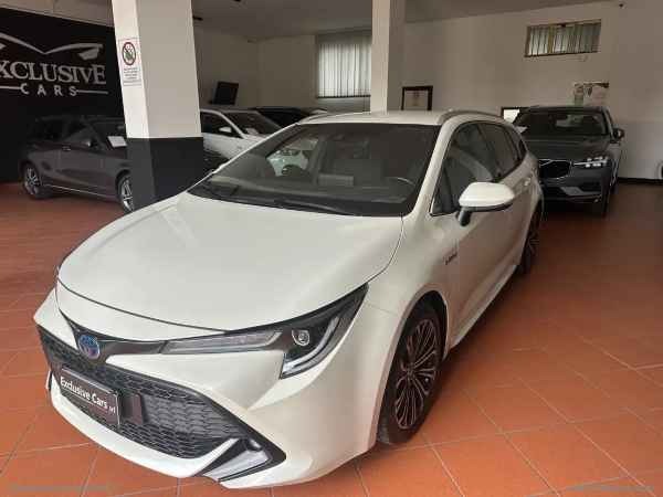 "Toyota Corolla TS 1.8 Hybrid STYLE"