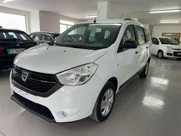 "Dacia Lodgy 1.5 blue dci Comfort s"