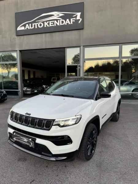 "Jeep Compass 1.3 Turbo T4 240 CV PHEV AT6 4xe S Plug-in"