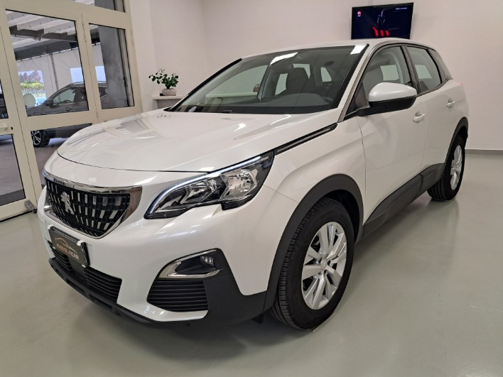 "Peugeot 3008 1.5 bluehdi 130cv eat8 Business"