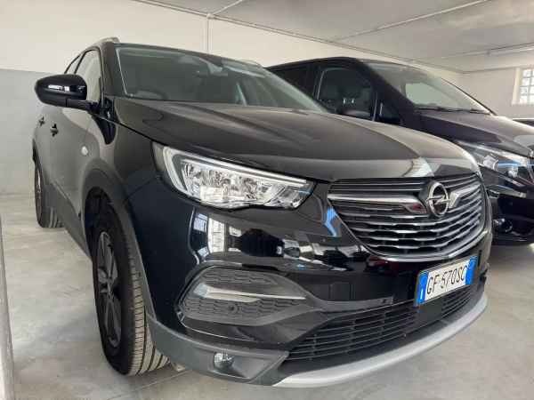 "Opel Grandland X Grandland X 1.5 ecotec Design Line s"