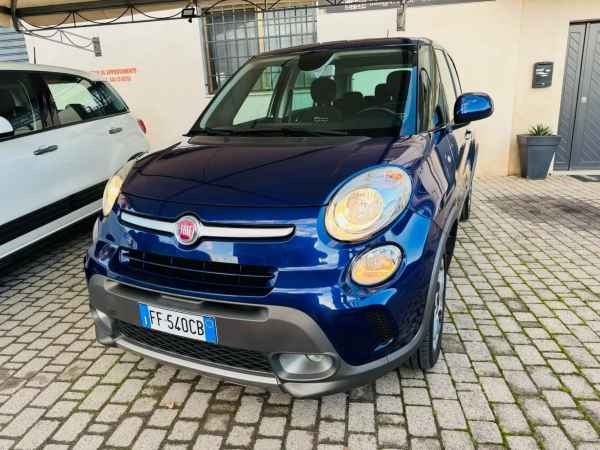 "Fiat 500L 500L Trekking 1.3 Mtj 95Cv TETTOVETRO NEOPATENTATI"