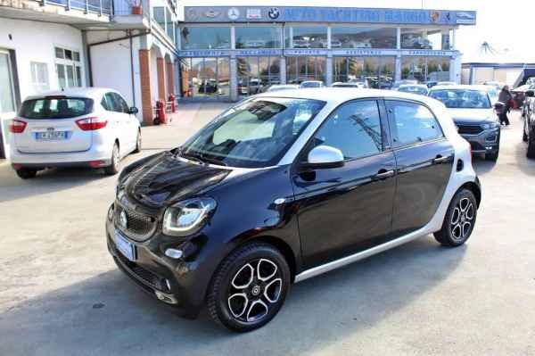 "Smart forFour EQ Passion"