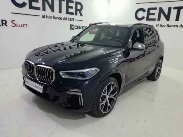 "BMW X5 M50d"