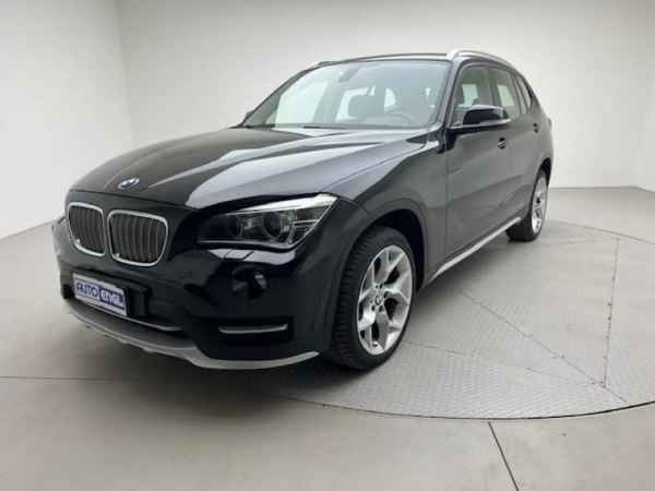 "BMW X1 xDrive18d X"