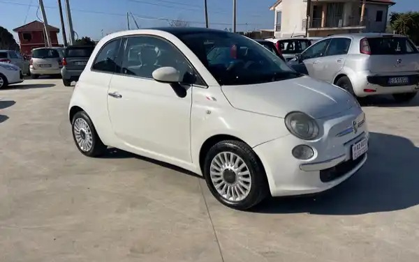 "Fiat 500 1.2 Lounge"