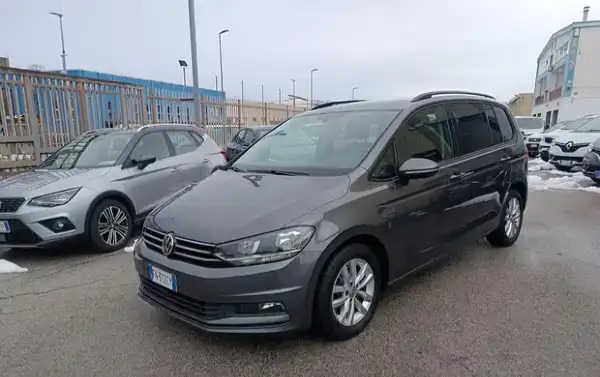 "VOLKSWAGEN Touran 1.6 TDI 115 CV SCR Comfortline"