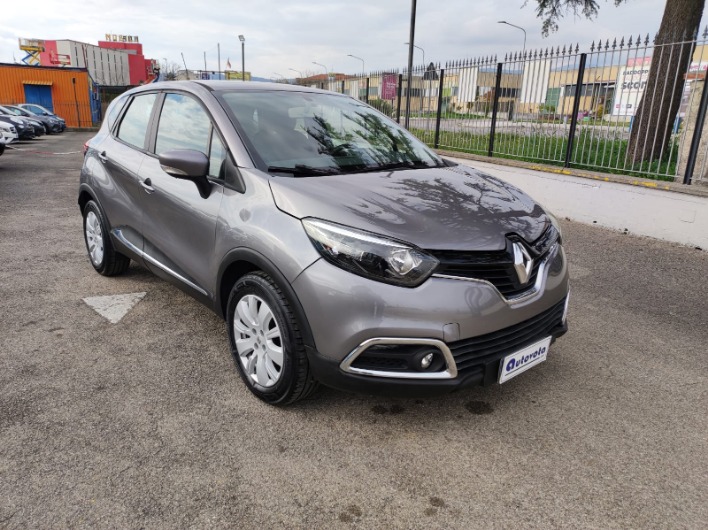 "RENAULT CAPTUR 1.5 DCI 90 CV S&S WAVE"