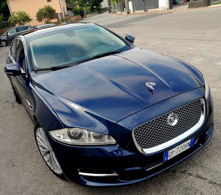 "Jaguar Xj Portfolio"