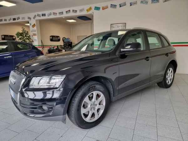 "Audi Q5 2.0 tdi quattro 143cv NEOPATENTATI"