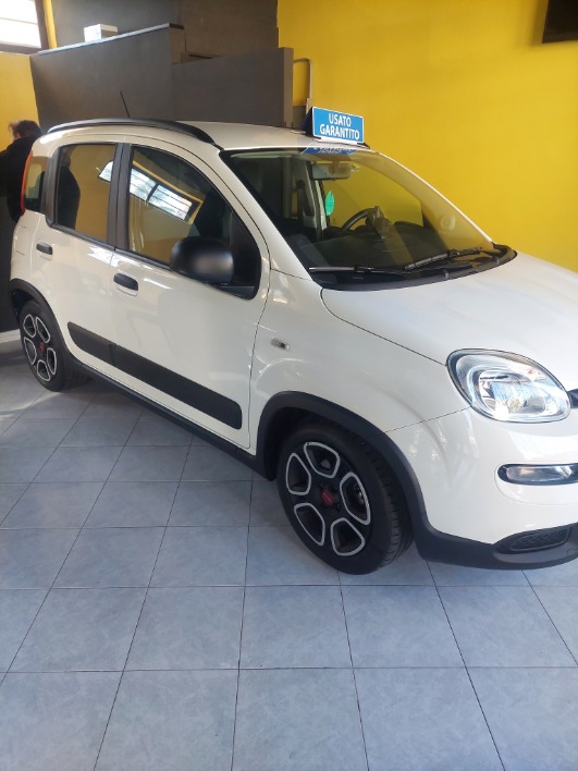 "FIAT PANDA 1.0 BENZINA\/ELETTRICA"