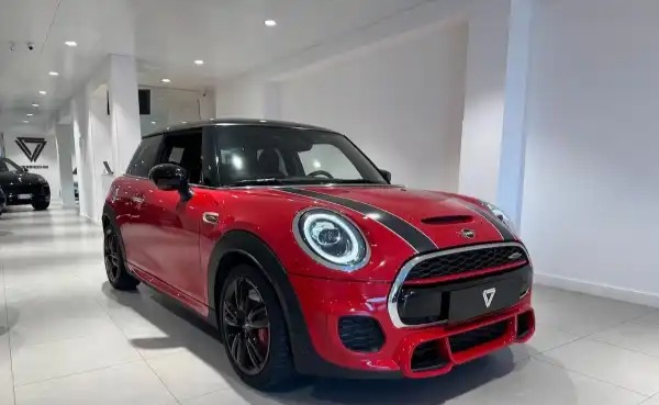 "Mini Coupe John Cooper Works MINI JOHN COOPER WORK"