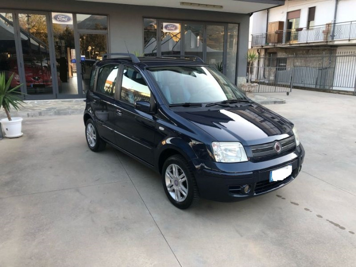 "Fiat Panda 1.2i 60cv anno 2009 Mod. Emotion"