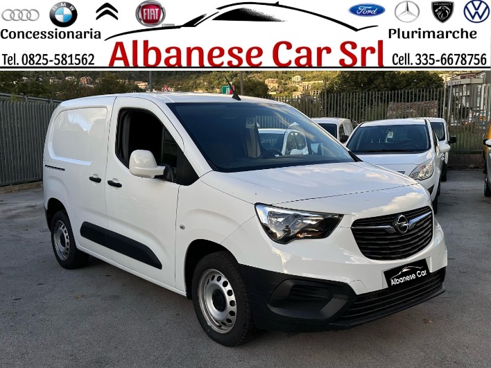 "Opel combo 1.5 turbo d 130 cv furg. gancio train"