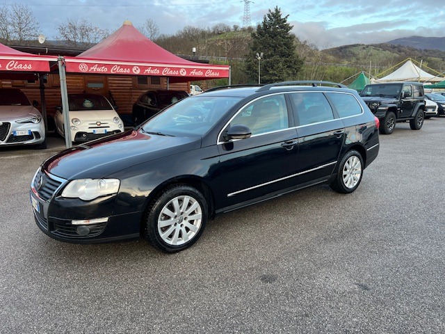 "Volkswagen Passat 2.0 TDI DSG Variant"