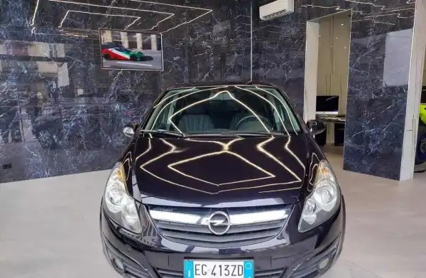 "OPEL Corsa 1.2 5 porte ( Garanzia 12 Mesi)"