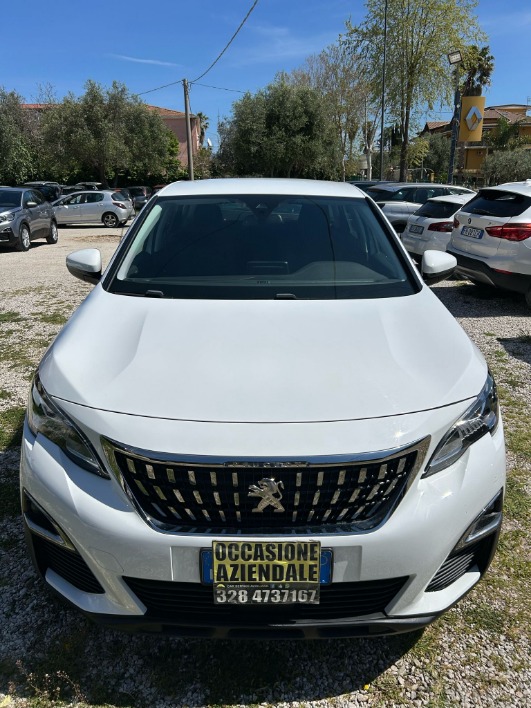 "Peugeot 3008 1500 130cv 27\/12\/19"