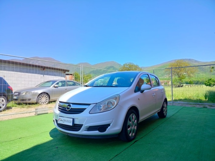 "OPEL CORSA 1300 CDTI 90 CV OK NEOPATENTATI"